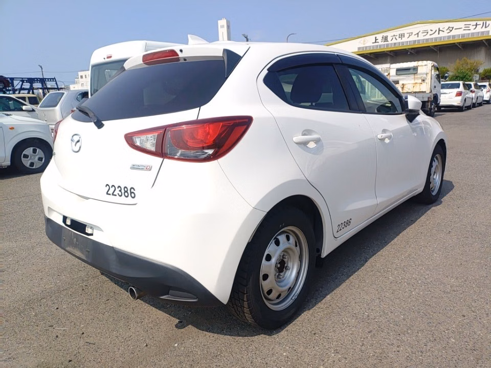 MAZDA DEMIO