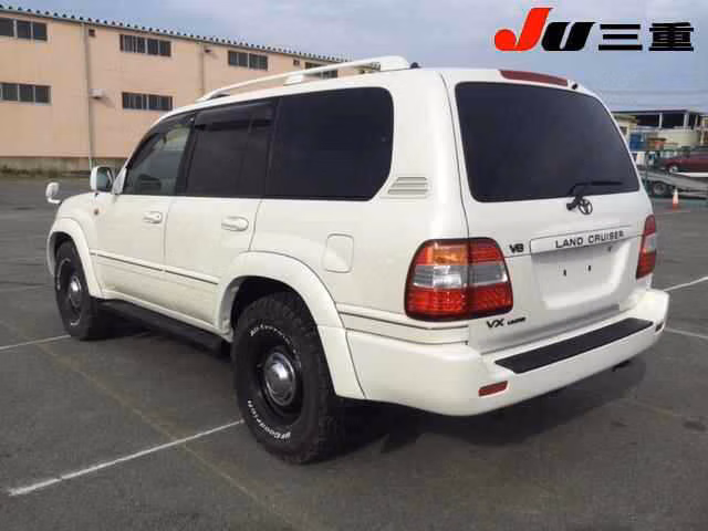 TOYOTA LAND CRUISER