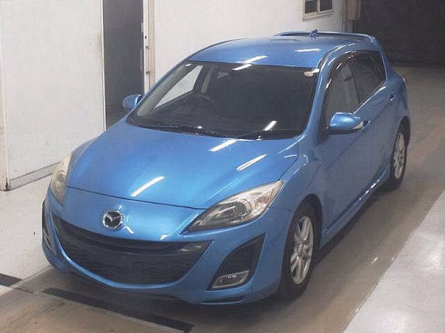 MAZDA AXELA