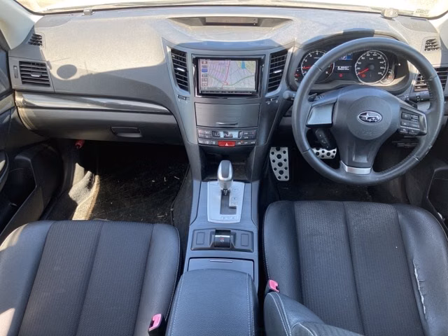 SUBARU LEGACY B4