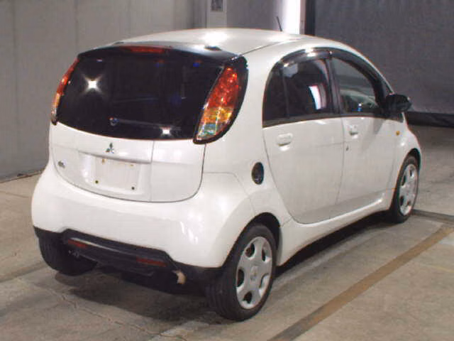 MITSUBISHI I