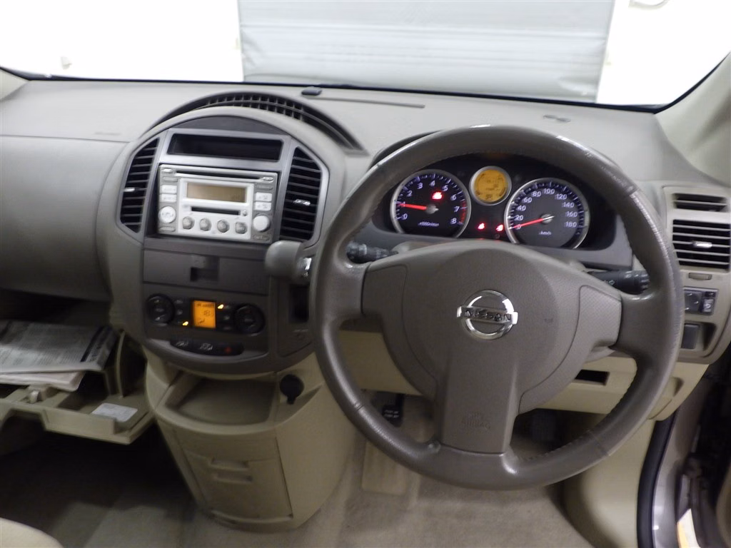NISSAN LAFESTA