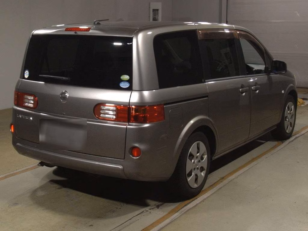 NISSAN LAFESTA