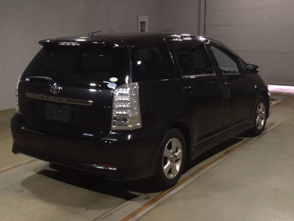 TOYOTA WISH
