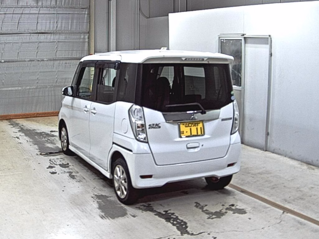 MITSUBISHI EK SPACE