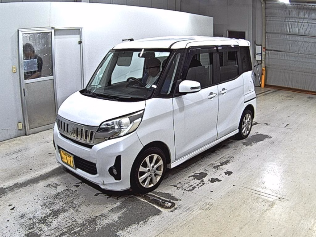 MITSUBISHI EK SPACE