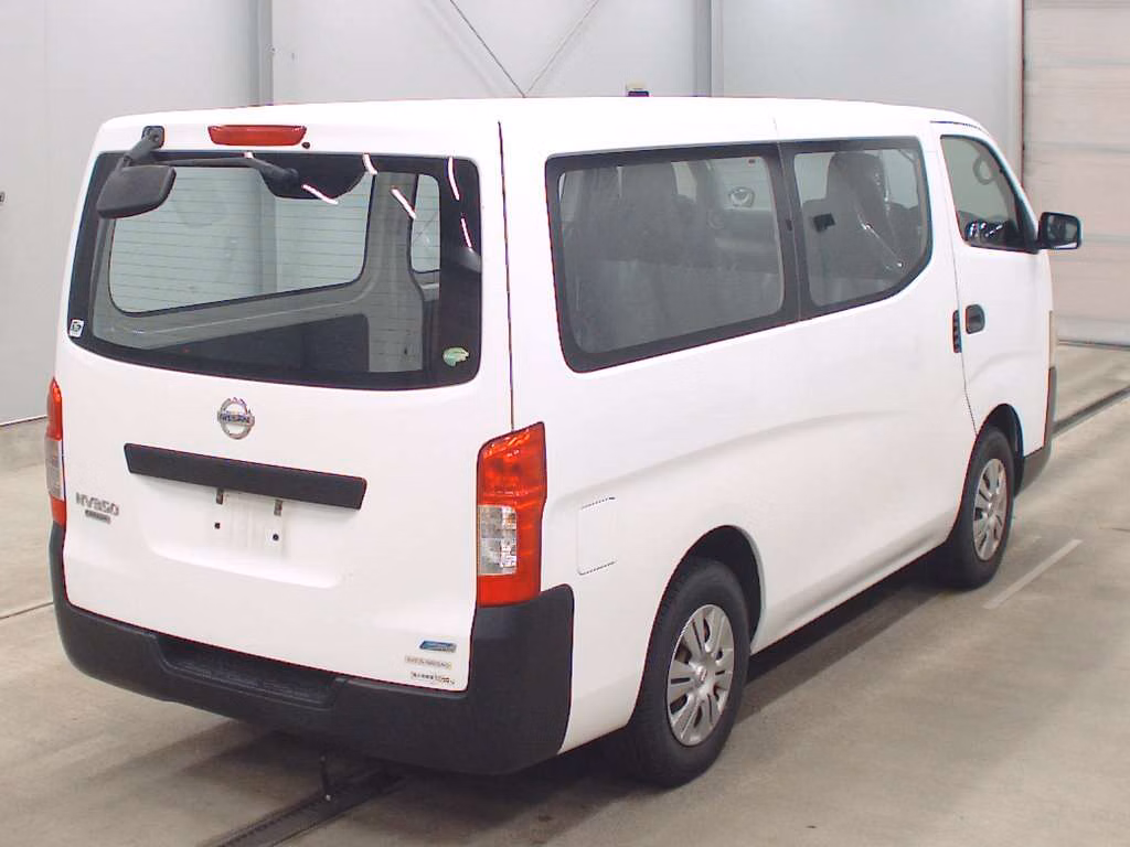 NISSAN NV350 CARAVAN