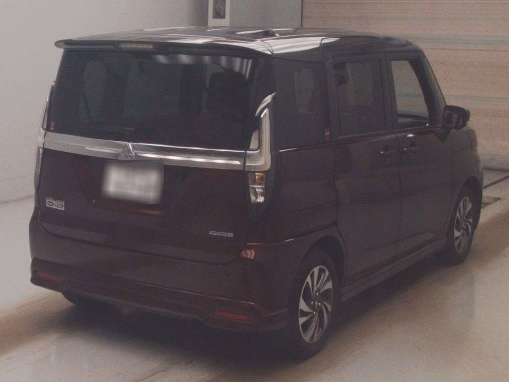 MITSUBISHI DELICA D:2
