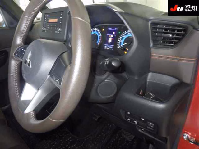 MITSUBISHI EK SPACE