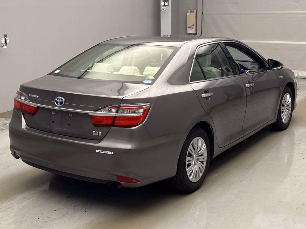 TOYOTA CAMRY
