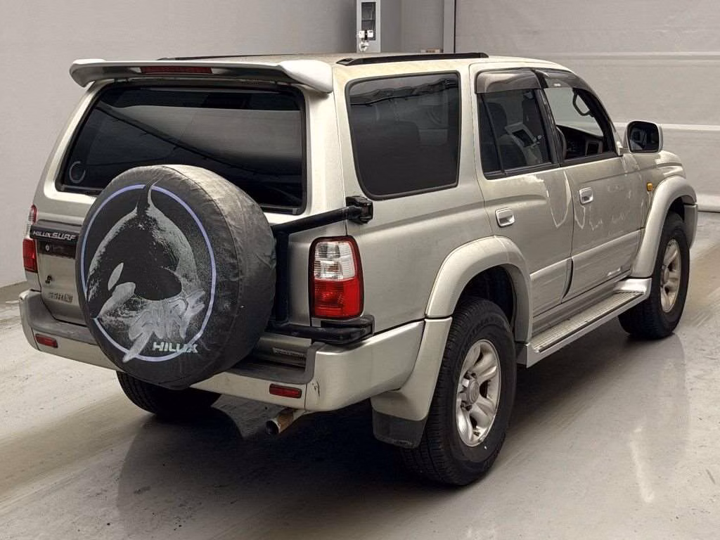 TOYOTA HILUX SURF