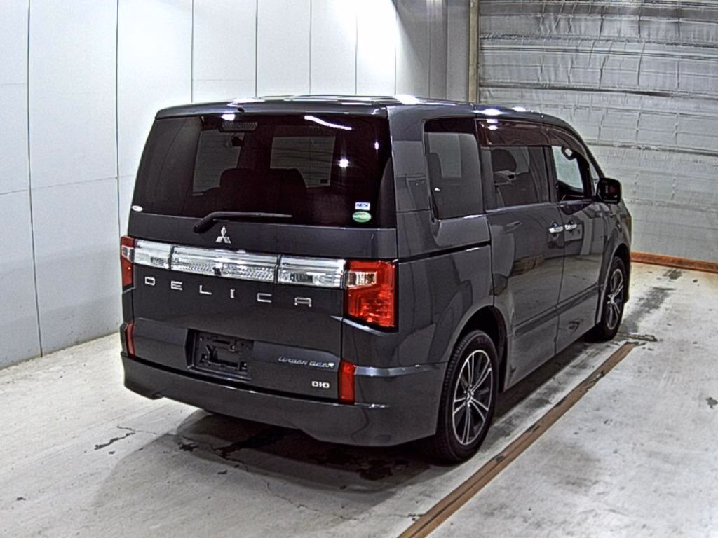 MITSUBISHI DELICA D:5