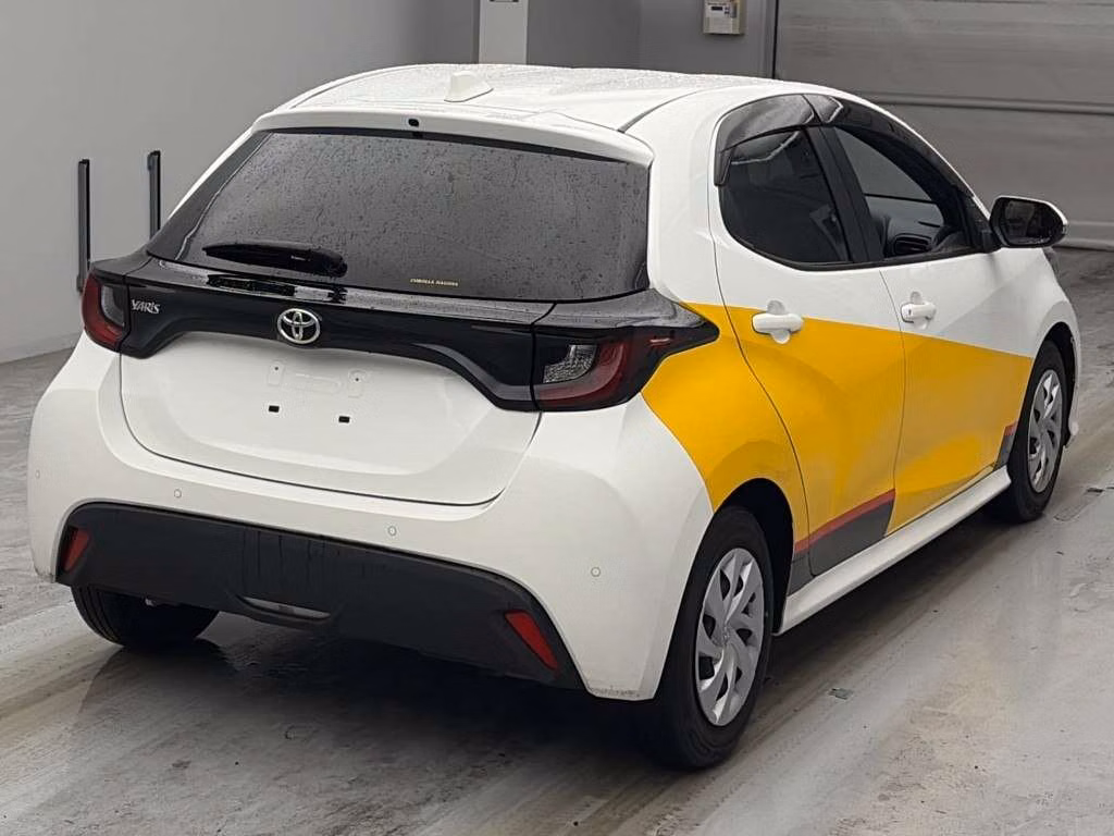 TOYOTA YARIS