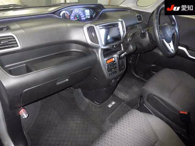 MITSUBISHI DELICA D:2