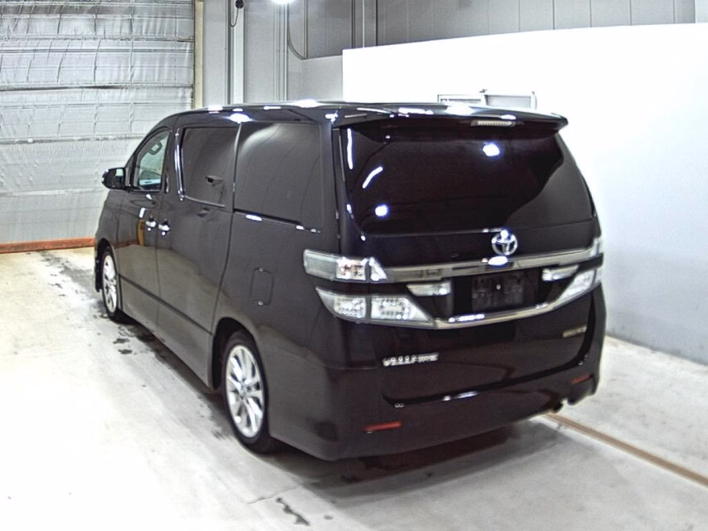 TOYOTA VELLFIRE