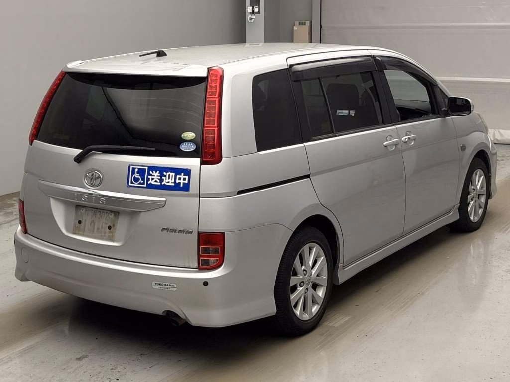 TOYOTA ISIS