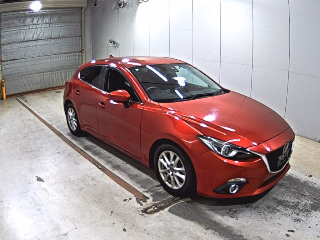 MAZDA AXELA