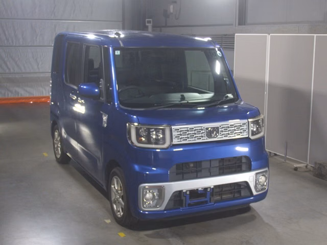 TOYOTA PIXIS MEGA