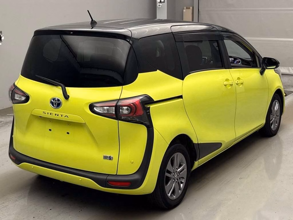 TOYOTA SIENTA