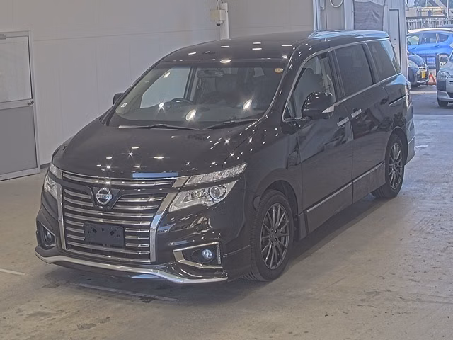 NISSAN ELGRAND