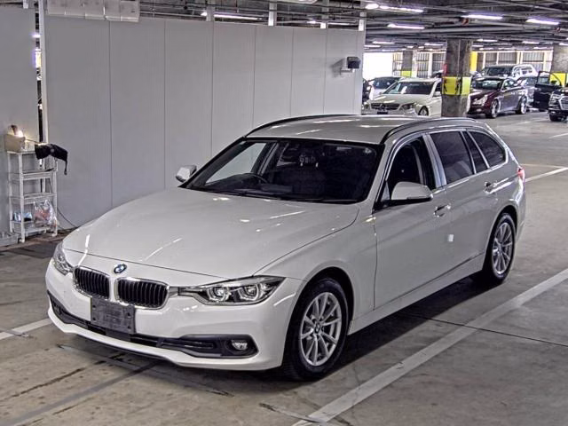 BMW 3-SERIES