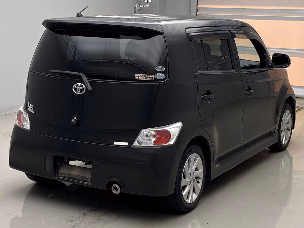 TOYOTA BB