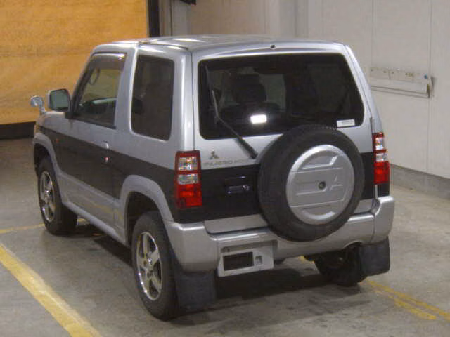 MITSUBISHI PAJERO MINI