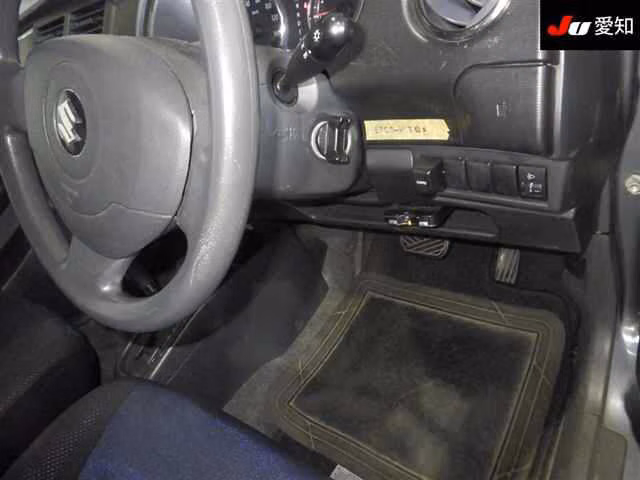 SUZUKI CERVO