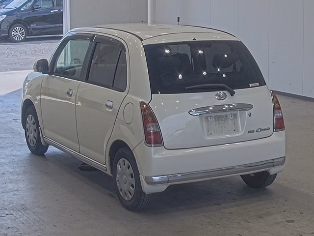 DAIHATSU MIRA GINO