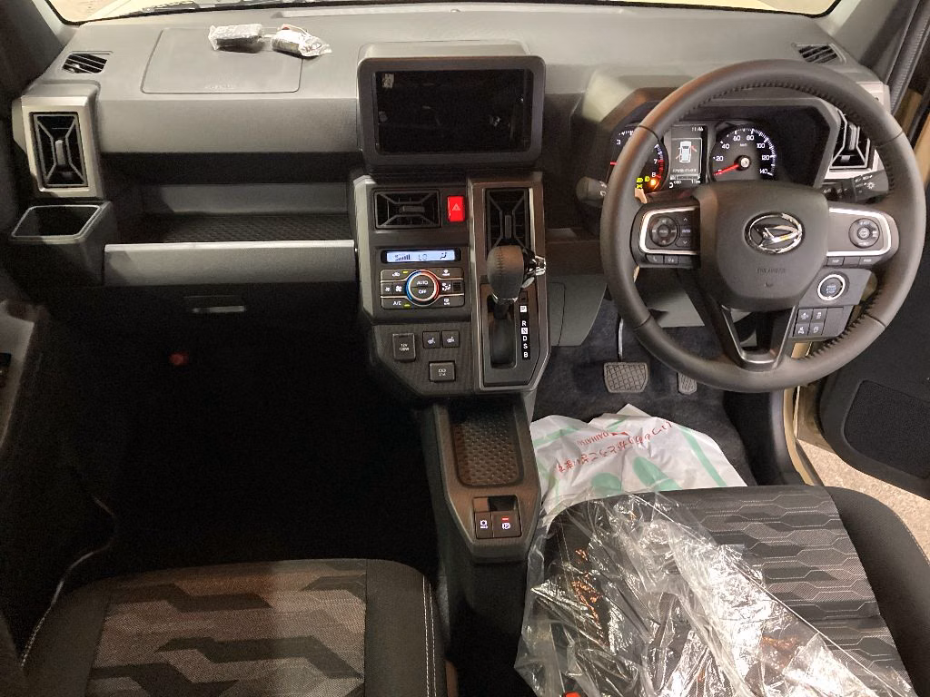 DAIHATSU TAFT