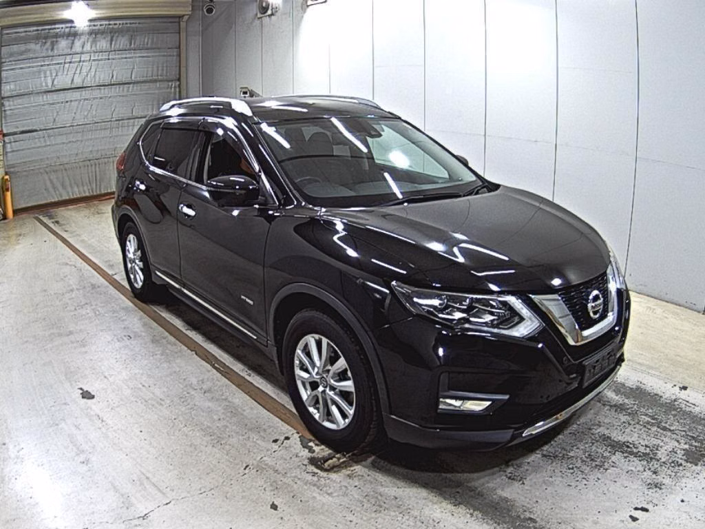 NISSAN X-TRAIL