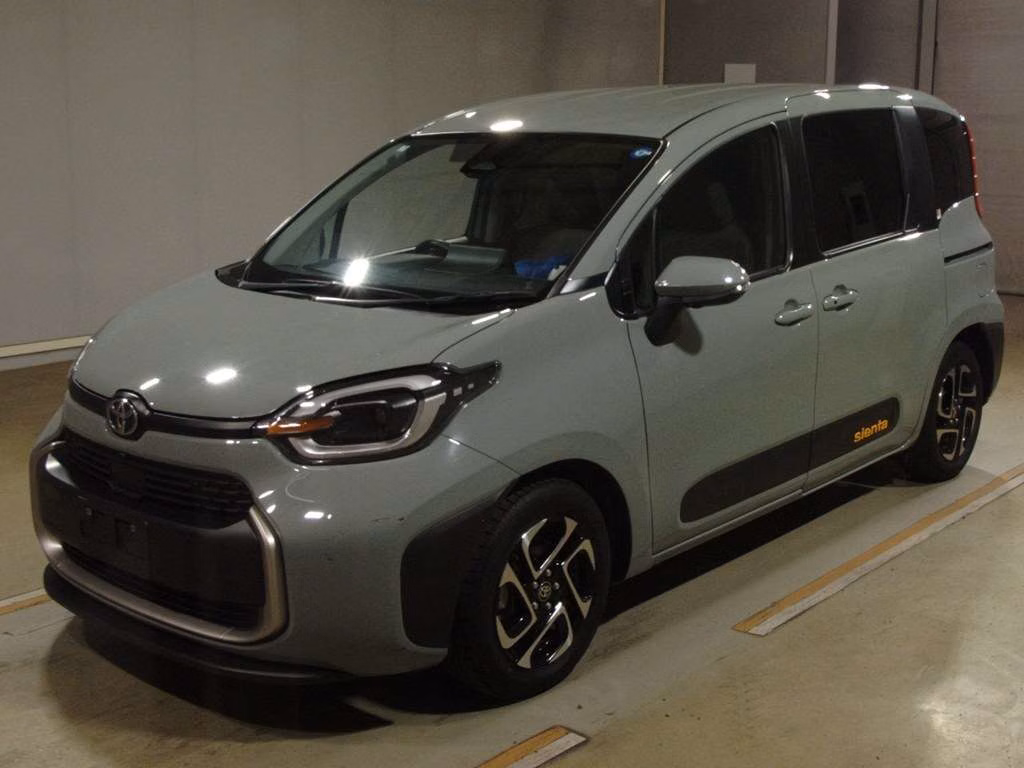 TOYOTA SIENTA