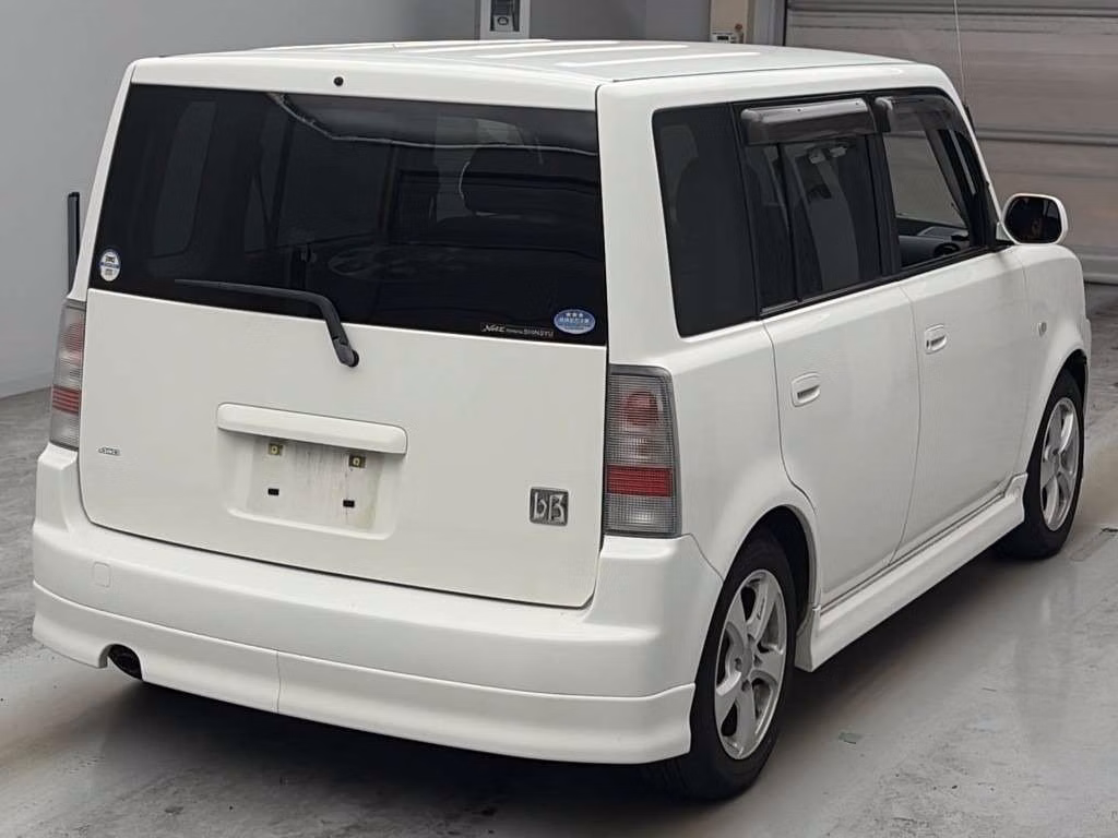 TOYOTA BB