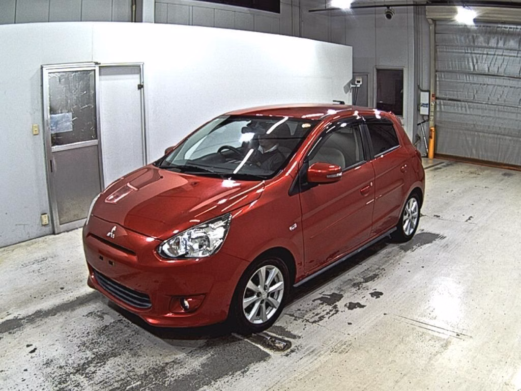 MITSUBISHI MIRAGE