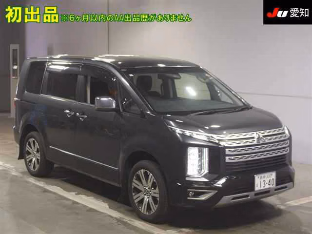 MITSUBISHI DELICA D:5