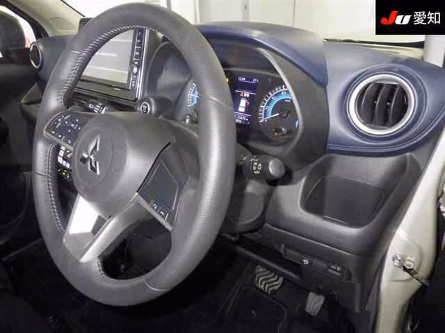 MITSUBISHI EK X