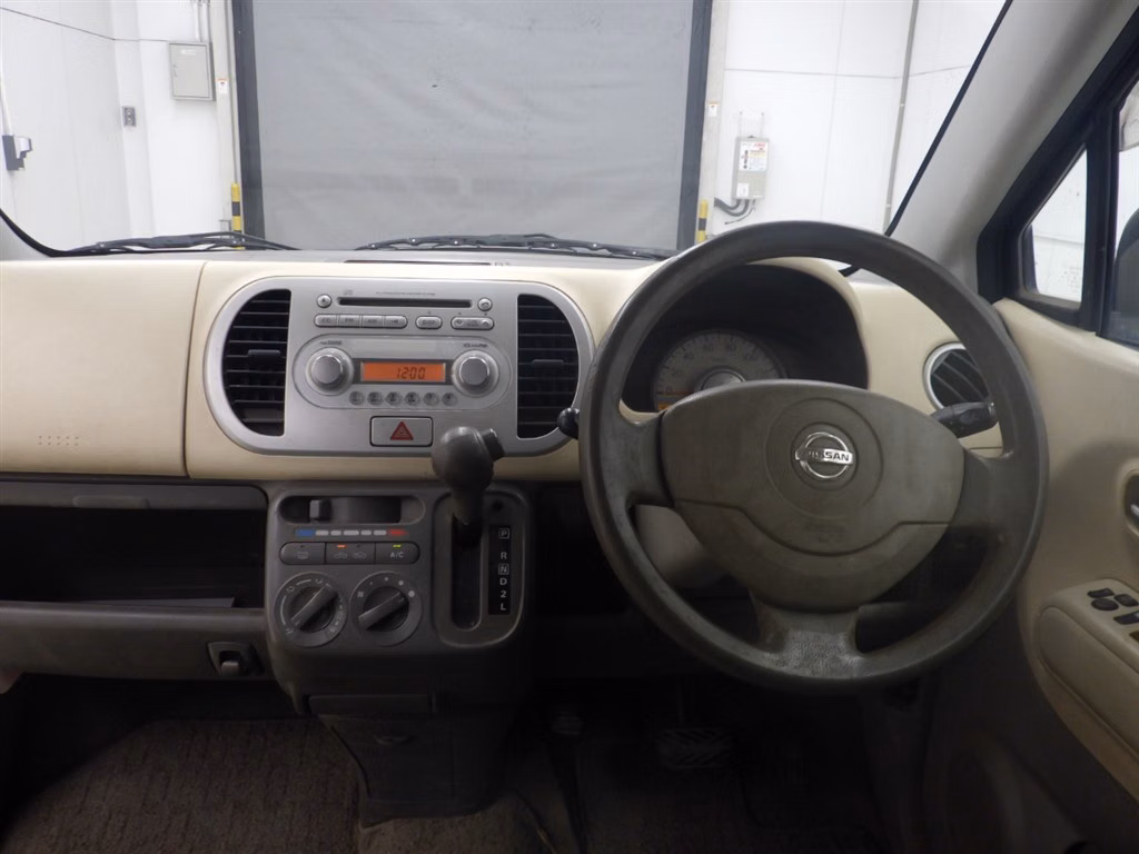 NISSAN MOCO