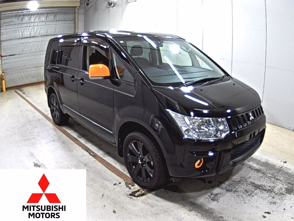 MITSUBISHI DELICA D:5