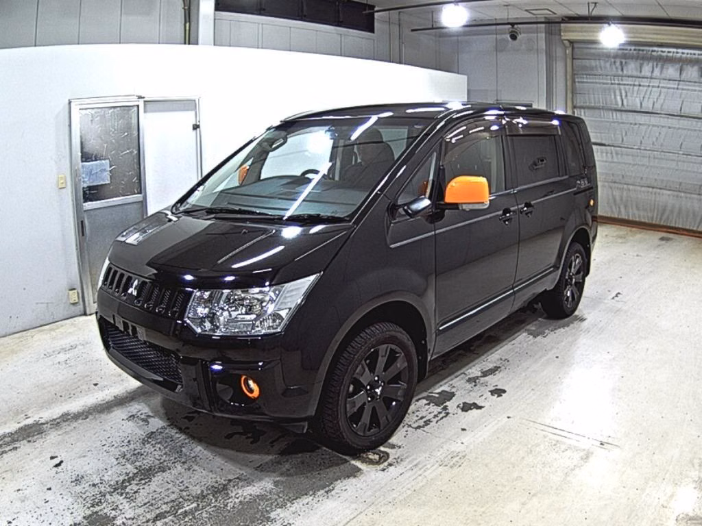 MITSUBISHI DELICA D:5