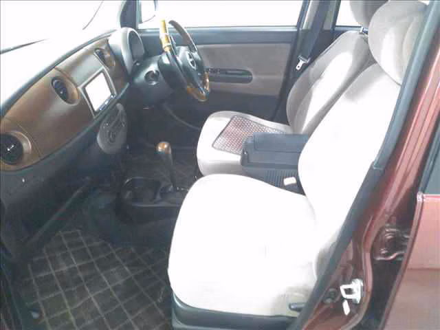 DAIHATSU MIRA GINO