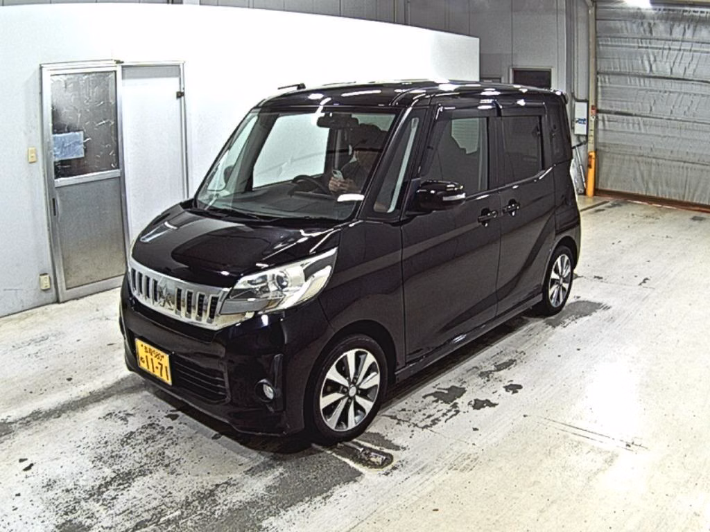 MITSUBISHI EK SPACE