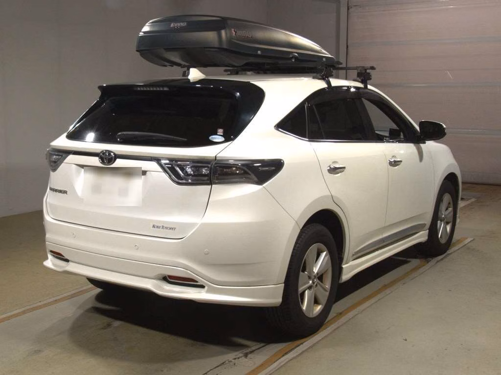 TOYOTA HARRIER
