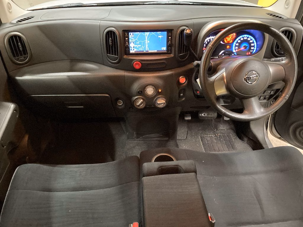 NISSAN CUBE