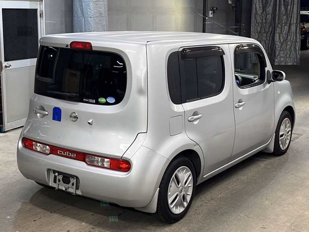 NISSAN CUBE