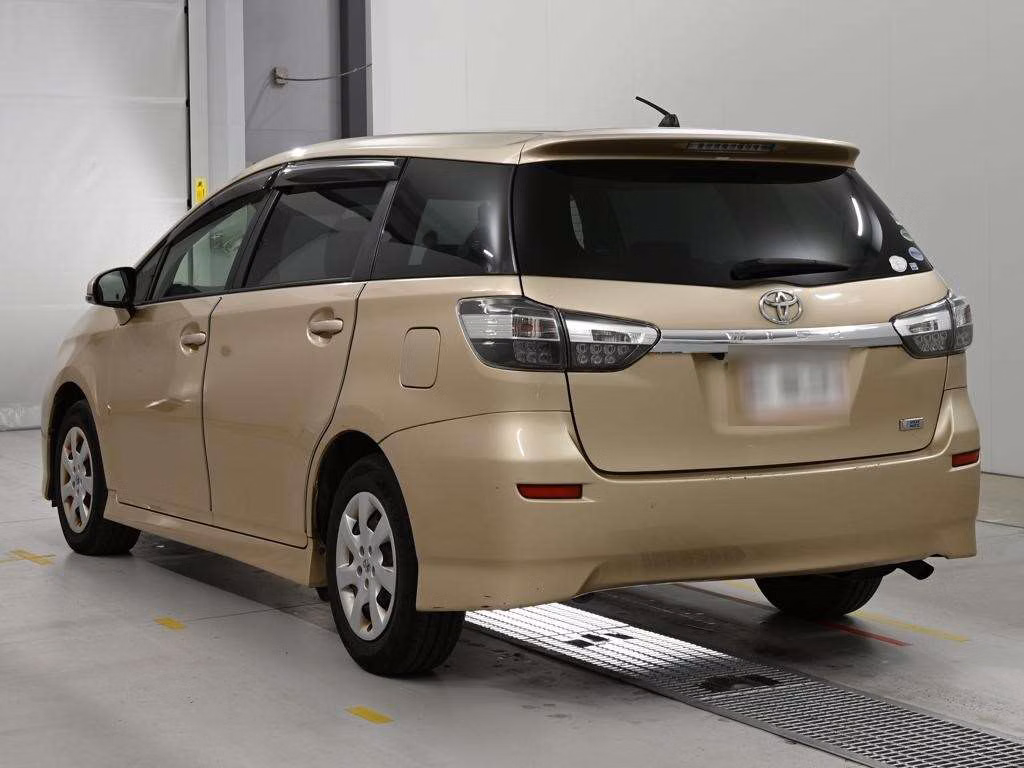 TOYOTA WISH