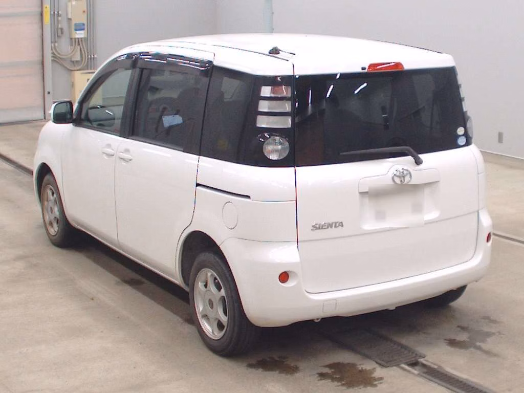 TOYOTA SIENTA