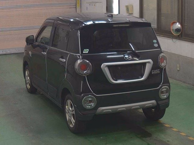 DAIHATSU CAST