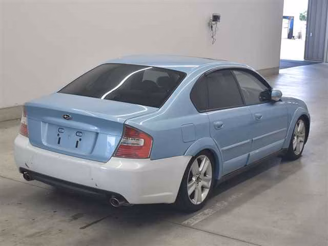 SUBARU LEGACY B4