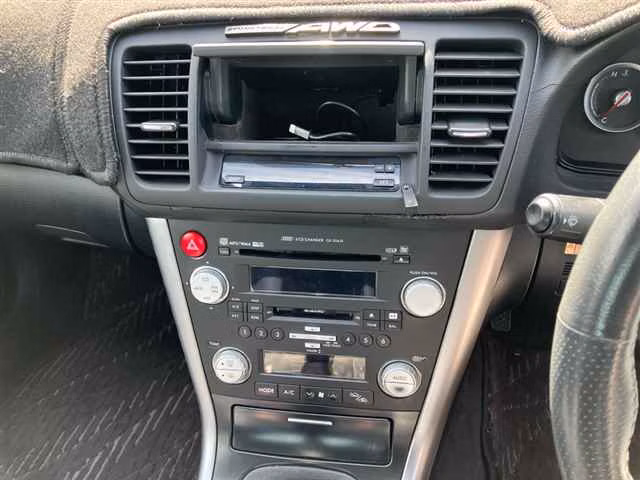 SUBARU LEGACY B4