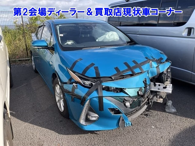 TOYOTA PRIUS PHV